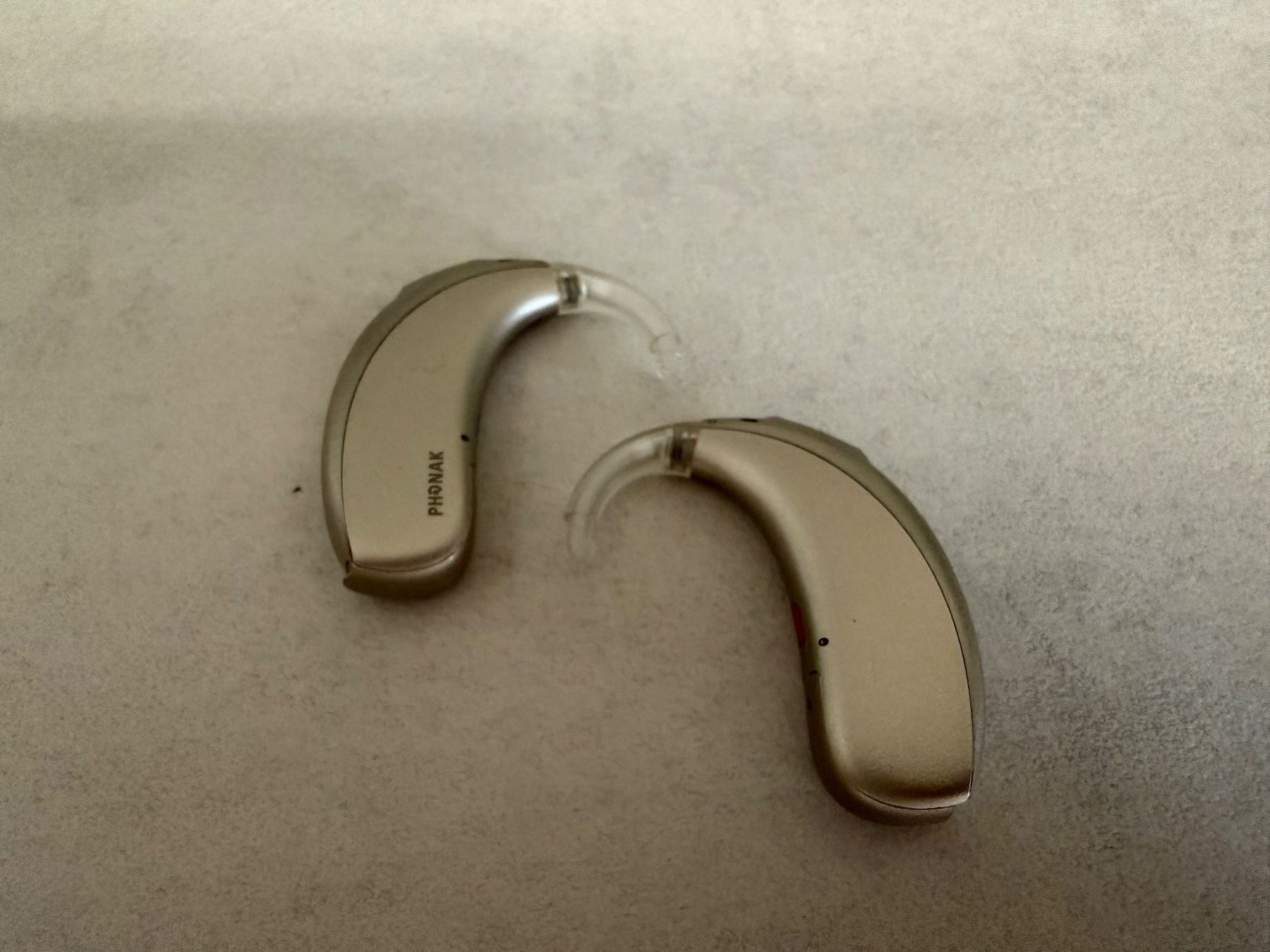Phonak Appareils médicaux: Phonak Naida Hörgerät – D'occasion à Geroldswil par Jeremy11 1