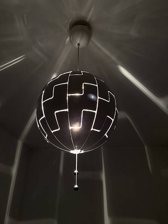 Lampadari & plafoniere: Moder Hängelampe  Kugelform mit einzigartigem Lichteffekt – Nuovo (secondo la descrizione) da Lengnau BE venduto da aya_2tvj