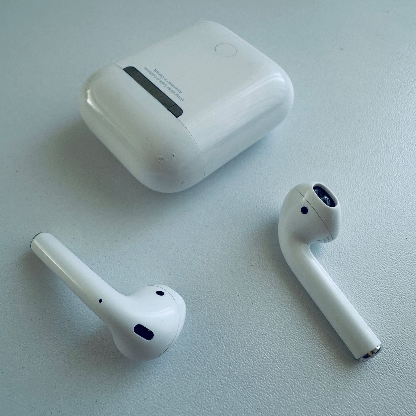 Apple Cuffie: Original Apple AirPods 2 Kopfhörer Wireless Lightning Kabel – Usato da Basel venduto da MY.AIRPODS.SHOP 8