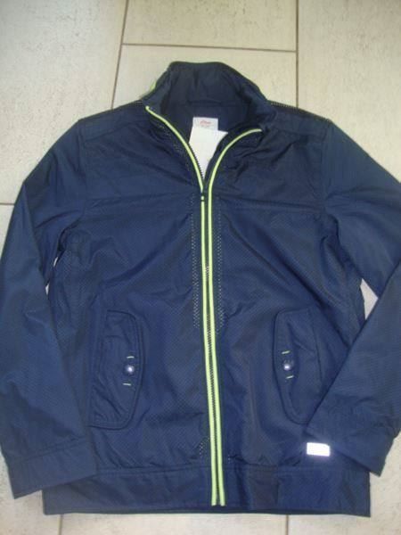 S.Oliver Giacche & Cappotti: S.OLIVER JACKE GR.152 **NEU** – Nuovo (secondo la descrizione) da Rotkreuz venduto da Samballi