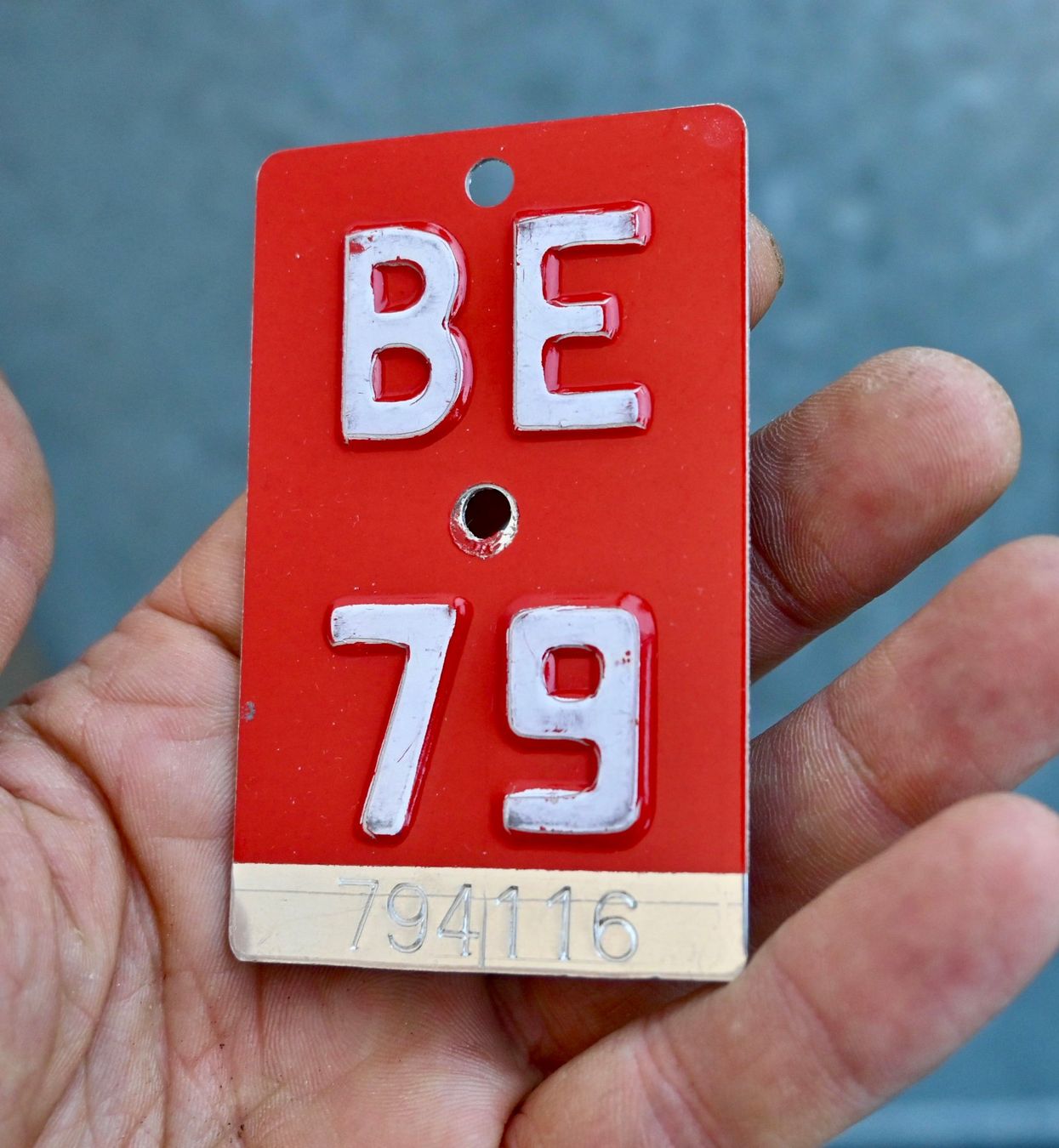 Insegne: Velonummer BE von 1979 - Bern – Usato da Pfaffhausen venduto da mono_rec 1