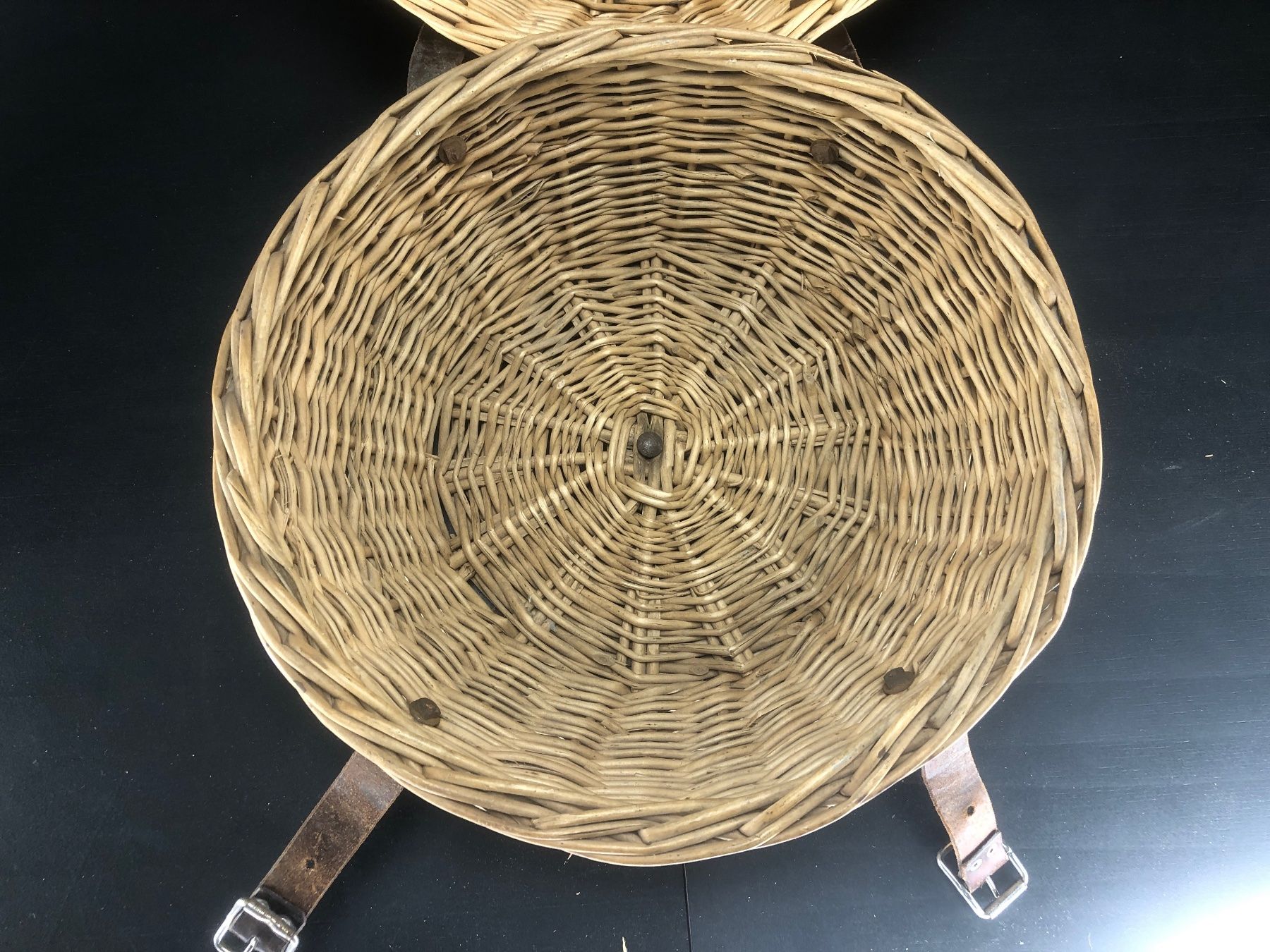 Altro in Antiquarato & Arte: Korb für Curlingstein, oder als Picknick-Korb  Vintage – Usato da Laufenburg venduto da industrial-silence 6