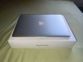 MacBook Air Laptop silber mit Originalverpackung