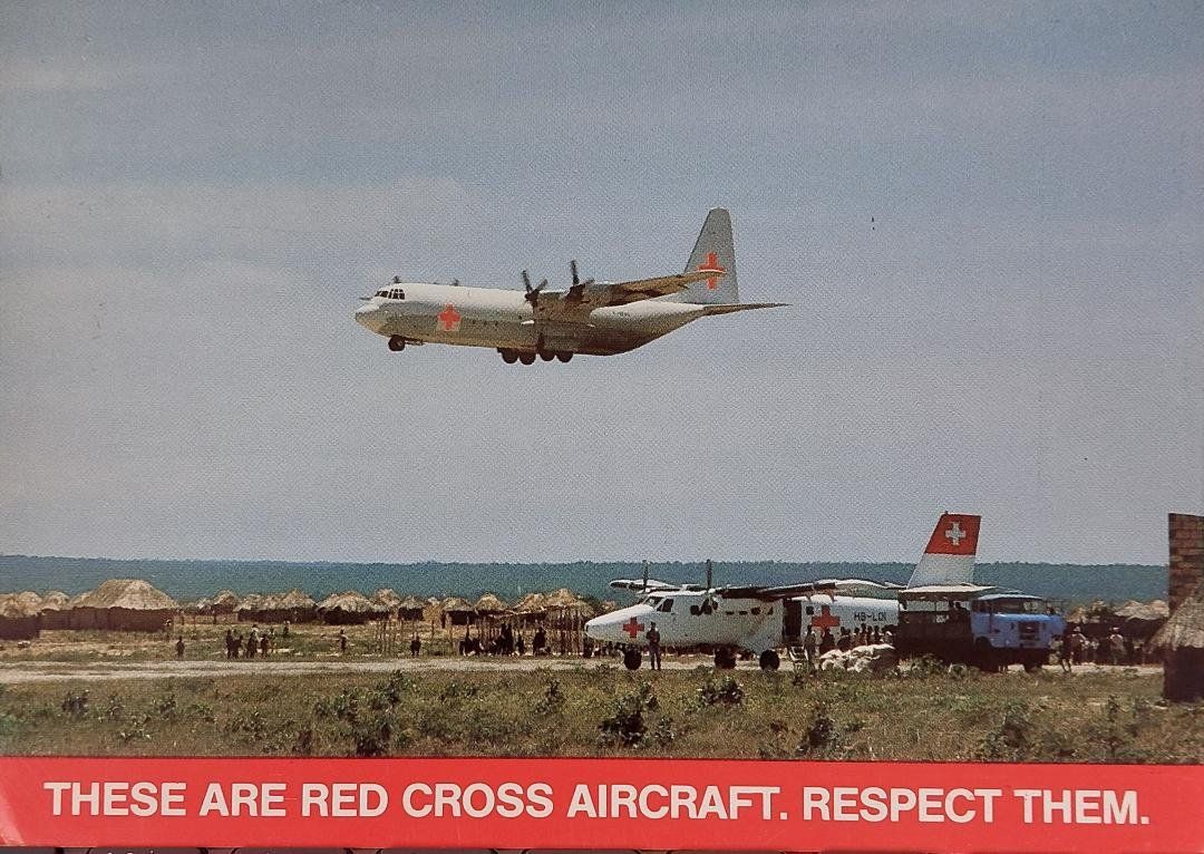 Cartoline postali: RED CROSS - airplanes - 1990 – Usato da Delémont venduto da Domdom1