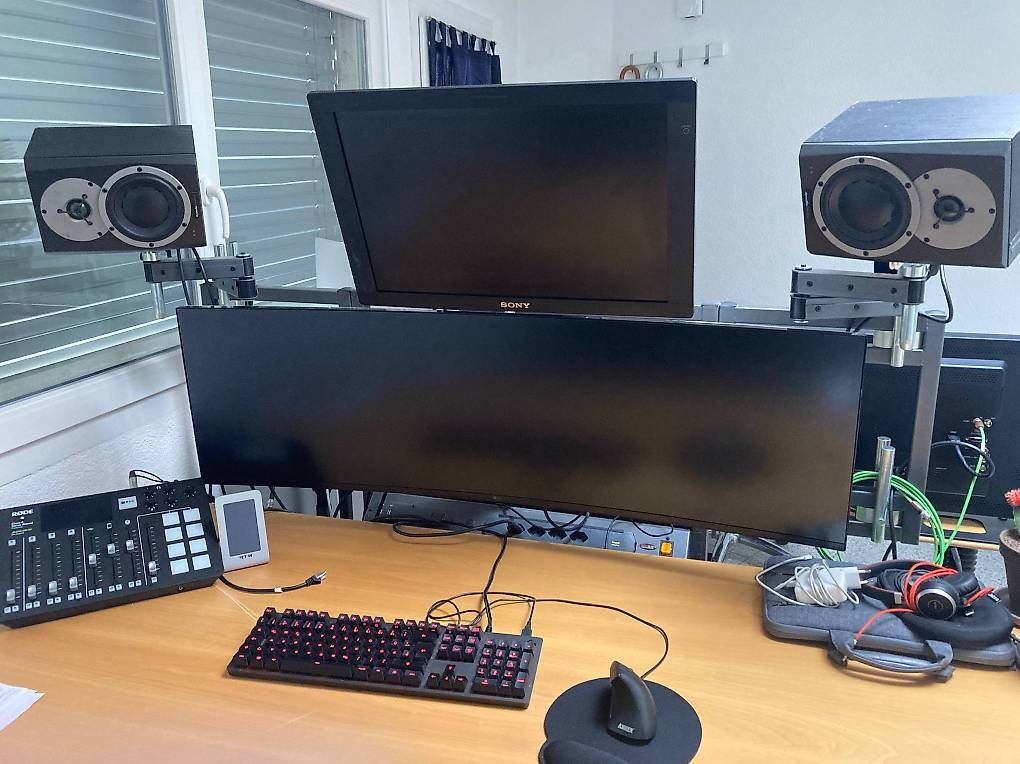 Autres décorations & accessoires: Meuble de bureau – D'occasion à Fribourg par Malone