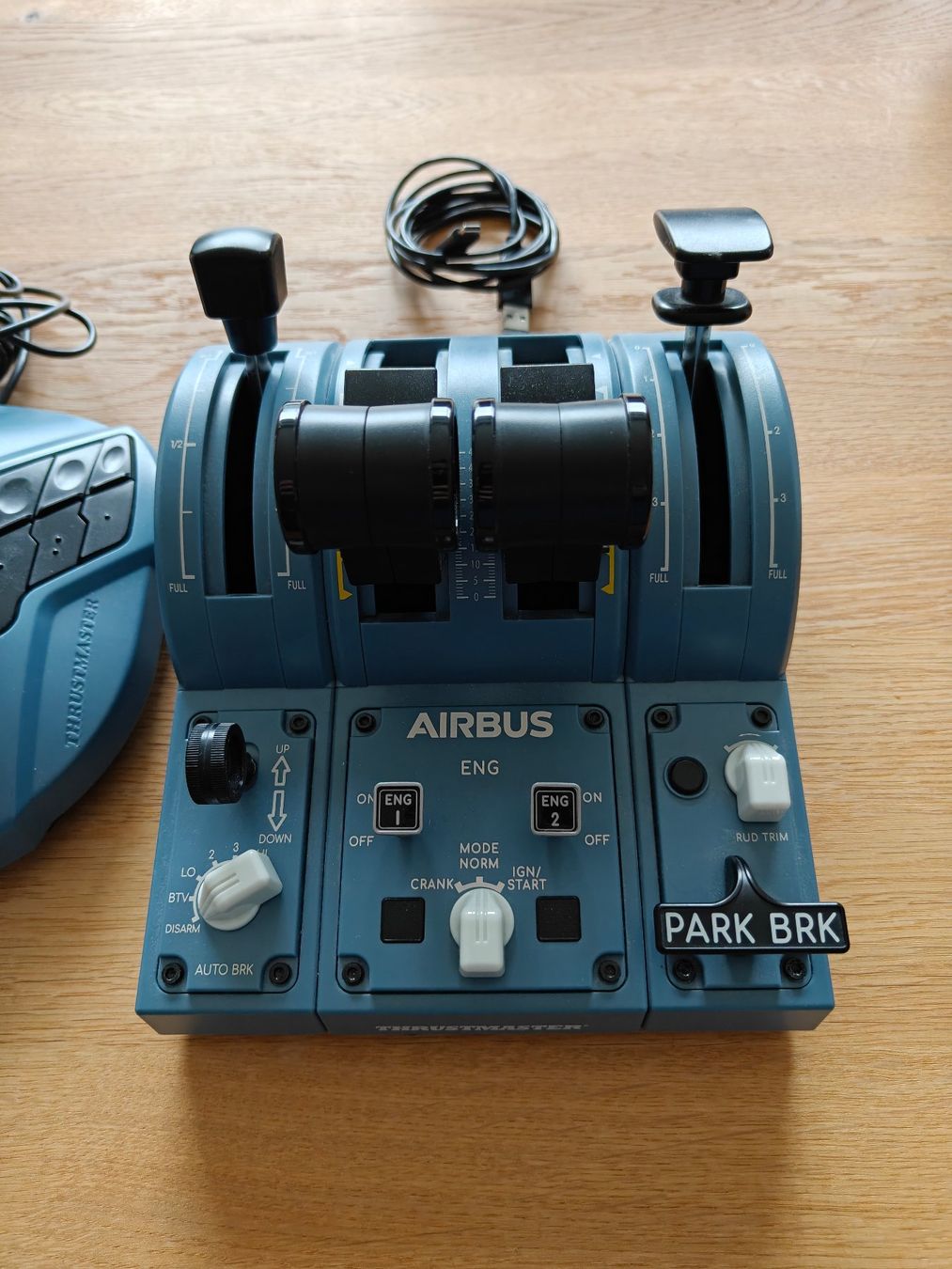 Thrustmaster Controller: Thrustmaster TCA Captain Pack Airbus für Flight Sim – Gebraucht aus Zürich von Olinite 1
