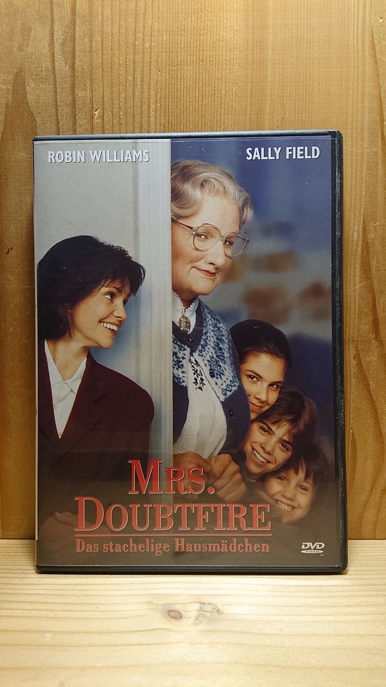 Tutti i DVDs: MRS. DOUBTFIRE Das stachelige Hausmädchen DVD – Usato da Wilderswil venduto da Exebub