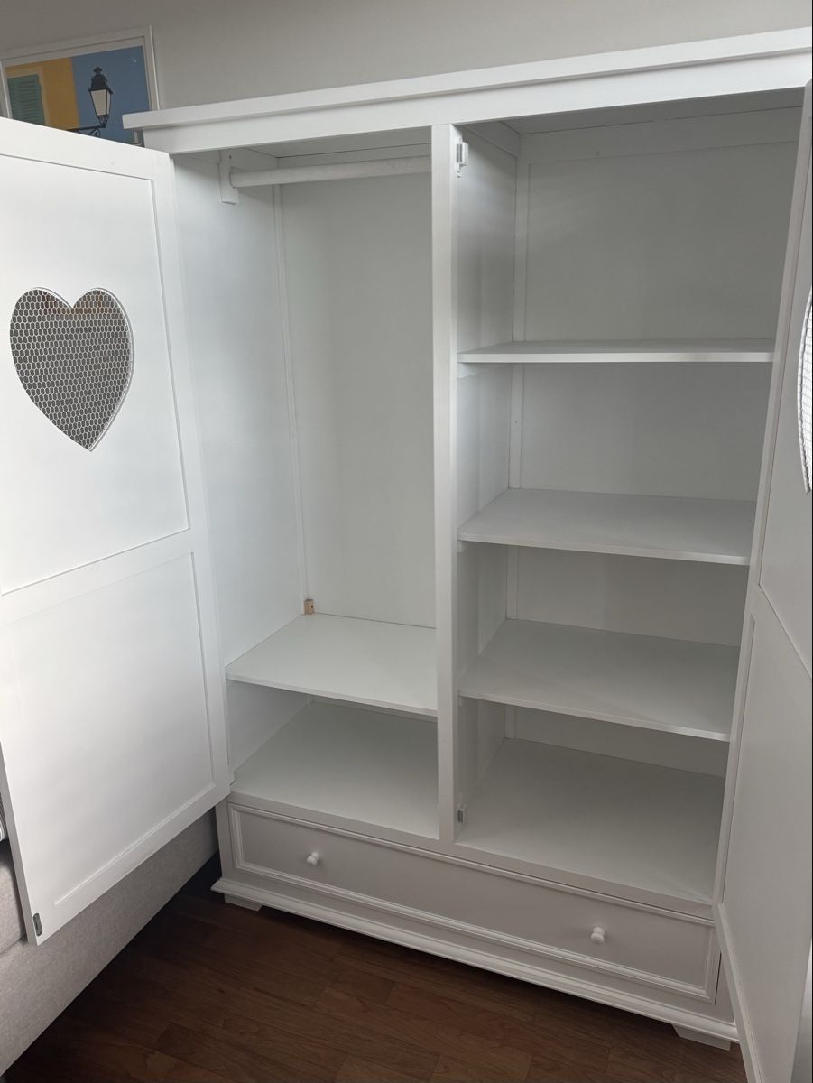 Maisons du monde Armadi: Maison du Monde Kleiderschrank Valentine" – Usato da Hünenberg venduto da Blueberry4 2