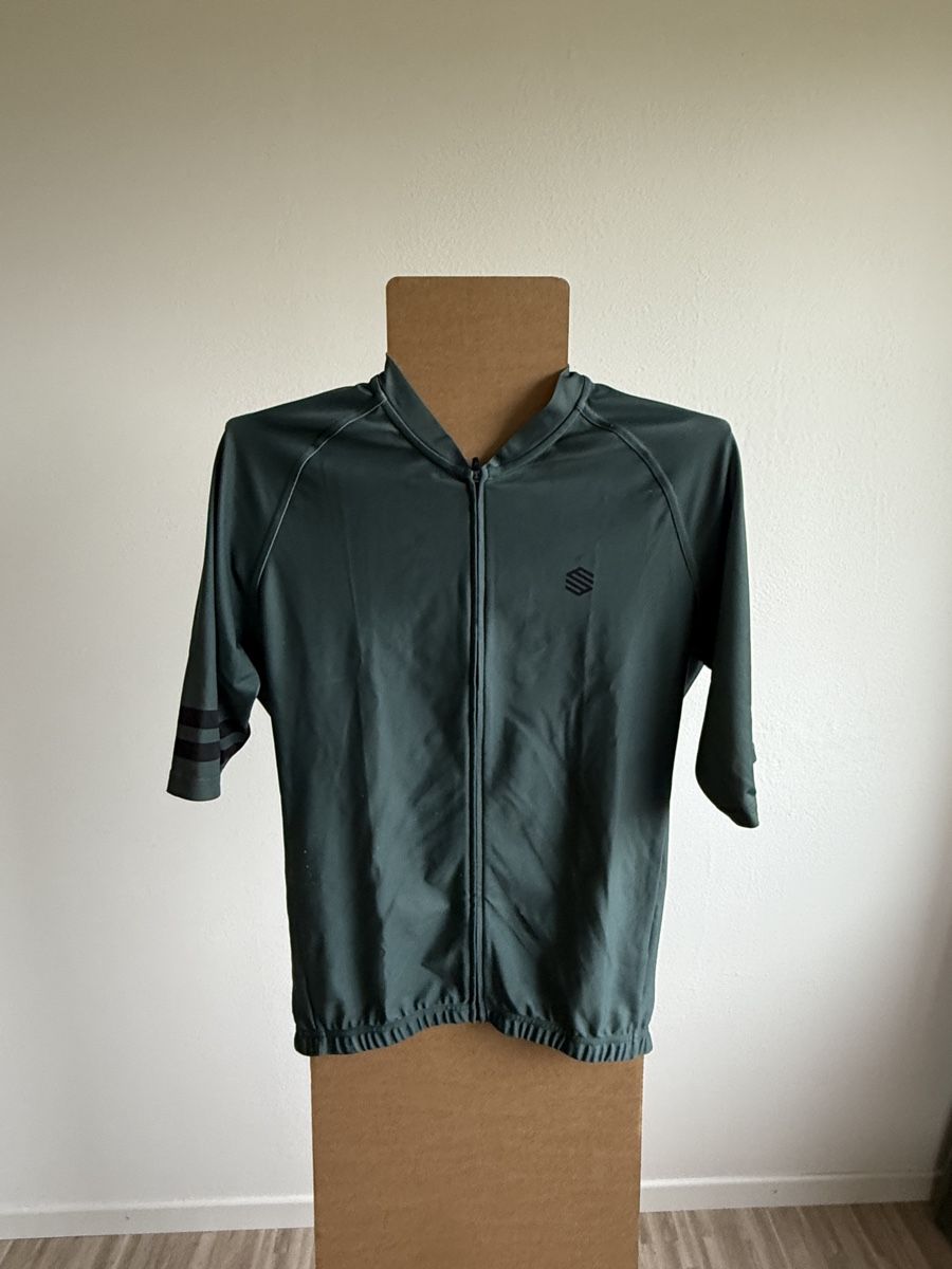 Leibchen & Hosen: Veloshirt Siroko, Grösse XXL – Gebraucht aus Schaffhausen von deda13