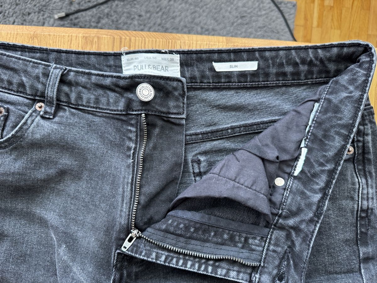 Pull&Bear Jeans: Jeans Pull&Bear Slimfit, Grösse 46 – D'occasion à Solothurn par roc_656j 1