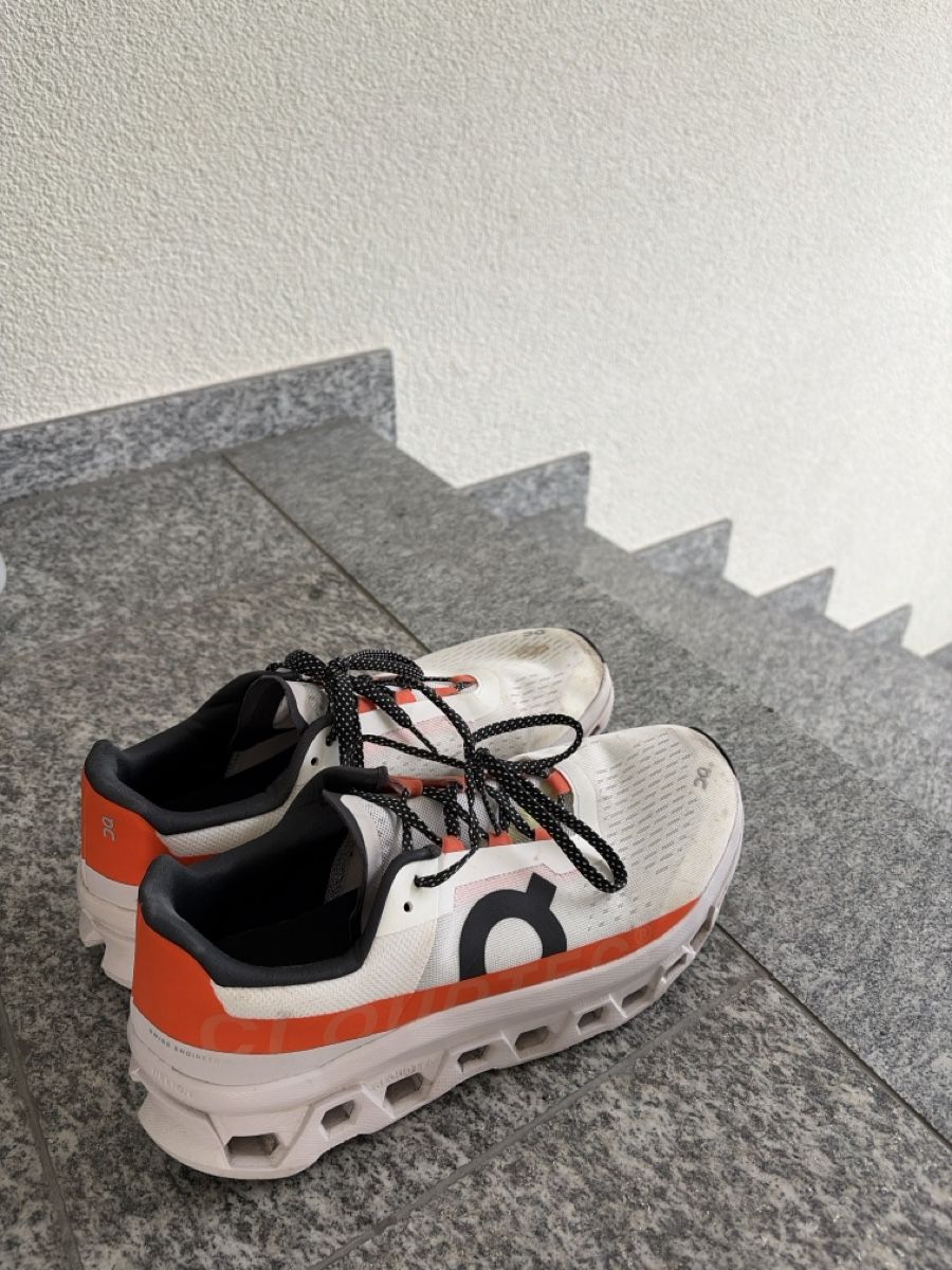 On Chaussures hommes: ON Cloudmonster Size 45   – D'occasion à Zug par CyclingThings 1