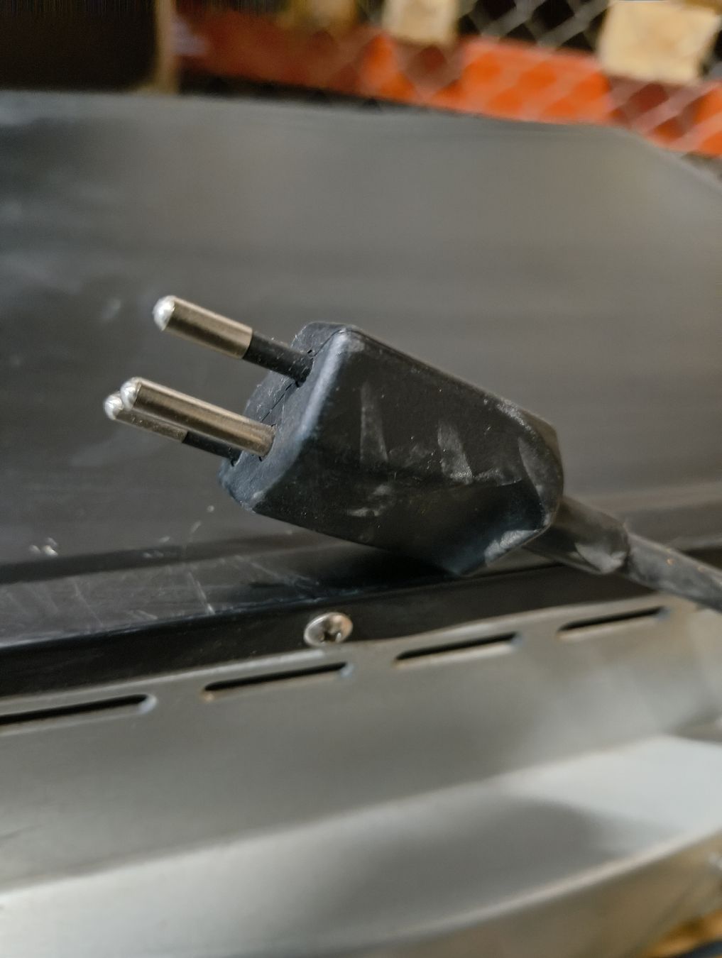 Forni: kleiner handlicher mobiler Backofen – Usato da Birsfelden venduto da BlackBald 5