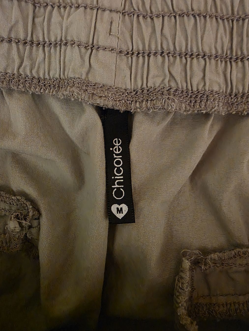 Hosen: Freizeithose Damen Chicoree, Grösse M, Top Zustand ! – Gebraucht aus Bern von Aliloli 2