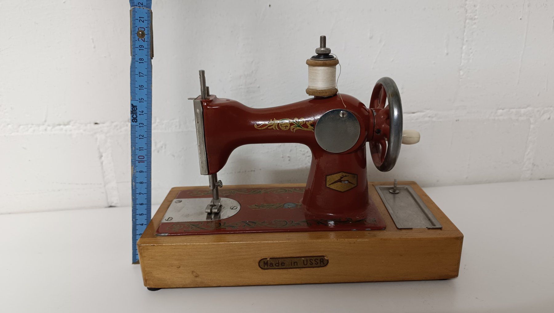 Giocattoli: Mini Nähmaschine UDSSR vintage – Usato da Zürich venduto da Jul69 5