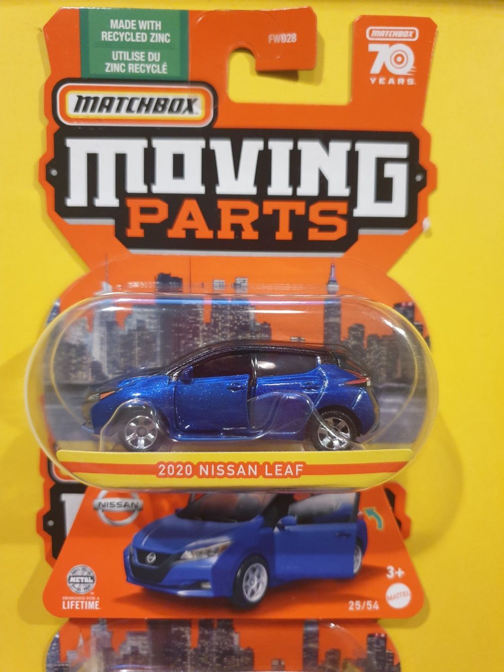 Matchbox Modellini d'auto: 2 x Matchbox 2020 NISSAN LEAF – Nuovo e nell'imballaggio originale da Oftringen venduto da Rotor 1
