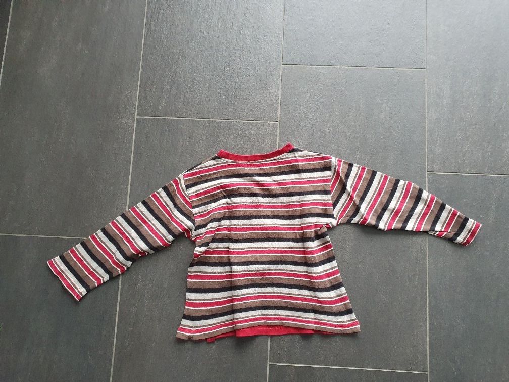 Pulls et sweat-shirts: Sweatshirt Gr. 104 – D'occasion à Oberegg par Roberto24 1