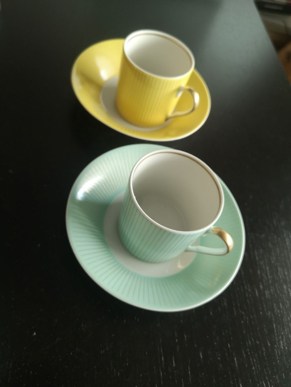 Set di piatti: elegante Kaffeetassen-Sets von Langenthal – Nuovo (secondo la descrizione) da Dietikon venduto da aro_mr6l 1