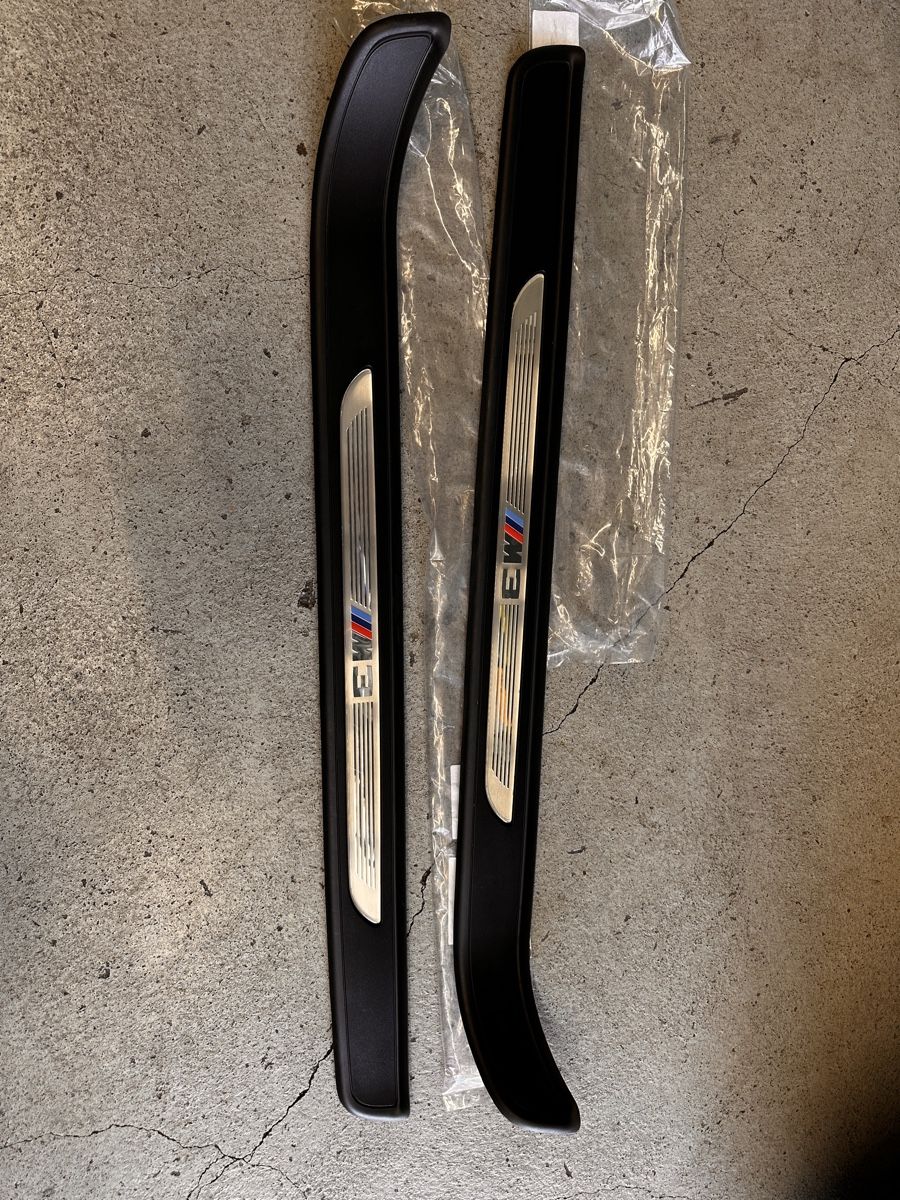 BMW Tutti pezzi di ricambio auto: Einstiegleisten M3 E92 E93 – Usato da Höri venduto da EverythingForSale