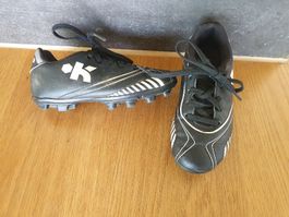 Kipsta Fussball Schuhe Gr. 28