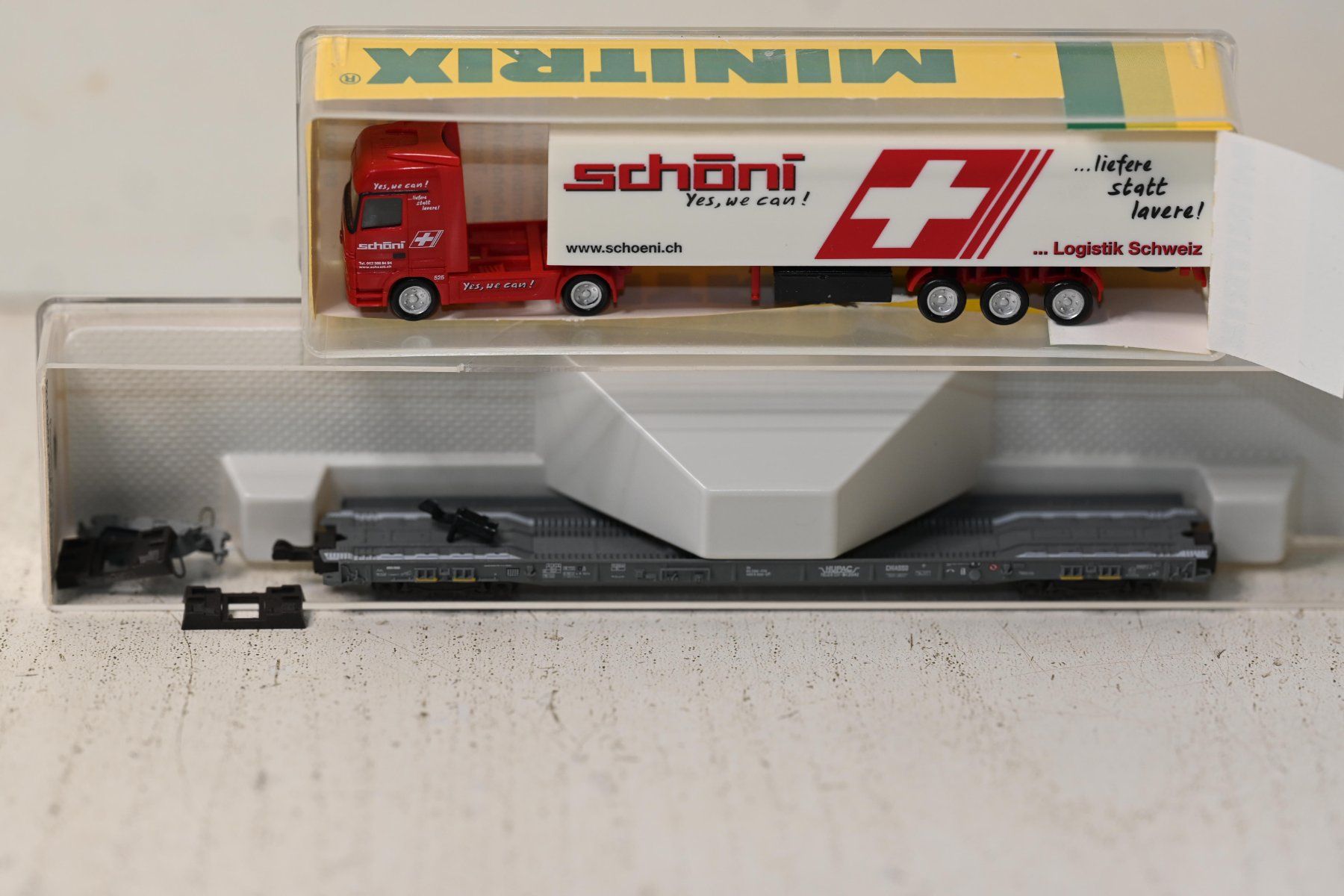 Fleischmann Modellini di ferrovie: Hupac Wagen Schöni Fleischmann Spur N mit OVP – Usato da Laupen ZH venduto da Zmoewe