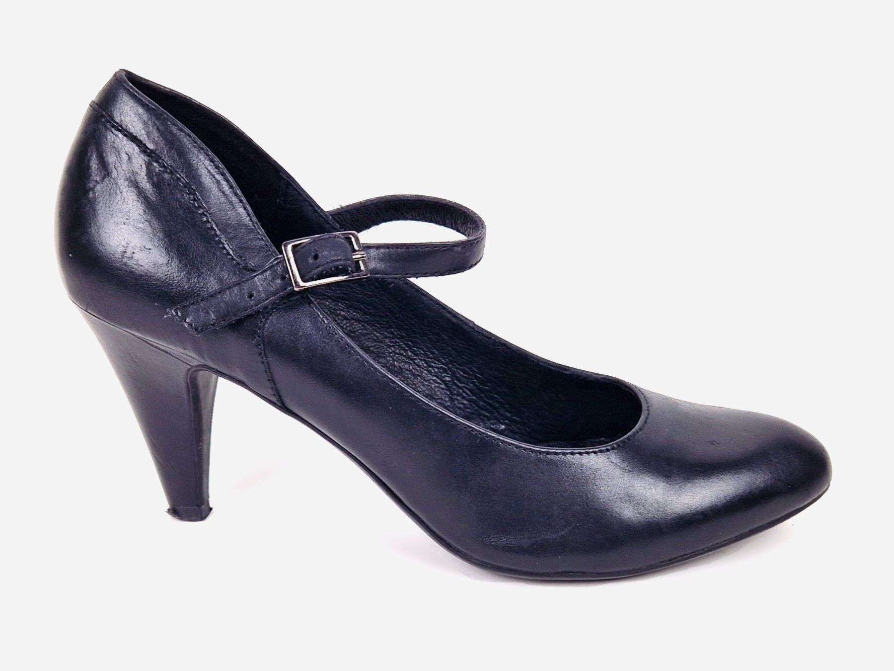 Scarpe da donna: 5th Avenue Schwarze Leder Pumps Gr.39 – Usato da Basel venduto da Restwert_Basel 1