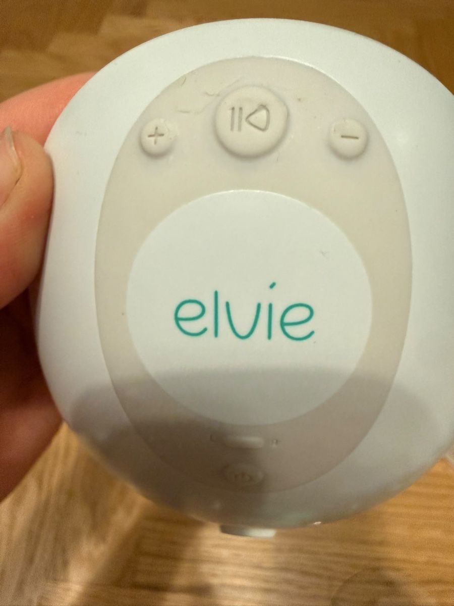 Elvie Stillzubehör: 2 Elvie Milchpumpen – Gebraucht aus Zürich von KonstantinB 1