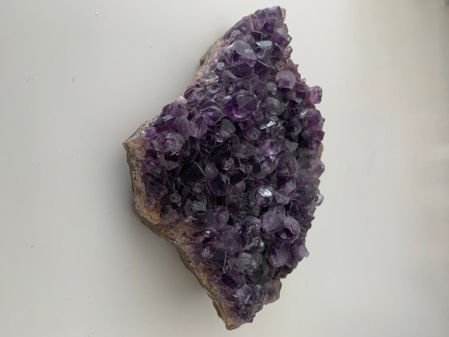 Minerali & Pietre curative: Amethyst-Druse / Cluster dunkelviolett – Usato da Ostermundigen venduto da pas_x9nv 1