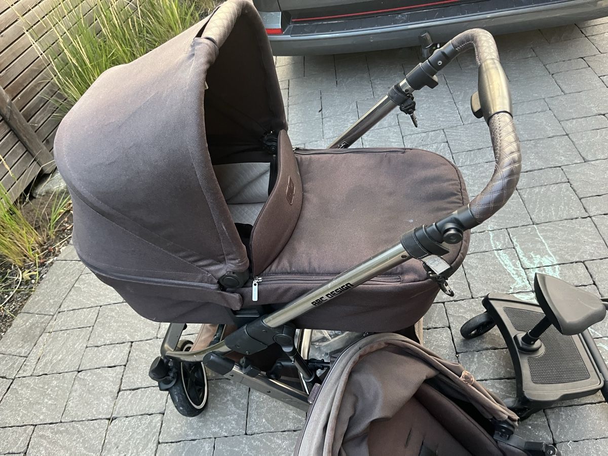 ABC Design Poussette: ABC Design Kinderwagen mit Zubehör gebraucht – D'occasion à Strengelbach par Renick 1