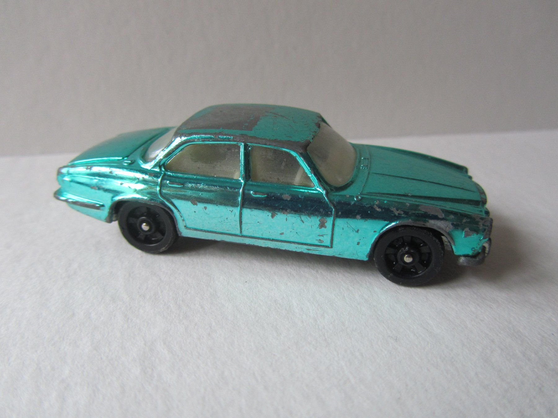 Corgi Toys Modellini d'auto: Jaguar XJ 6, Corgi Rockets, Nr. 902 – Usato da Weiningen ZH venduto da dietsch57 2