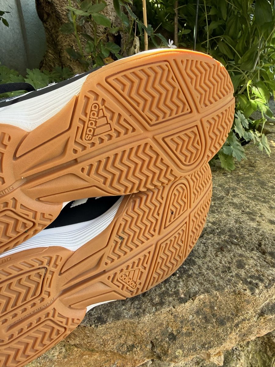 Adidas Scarpe da uomo: Hallenturnschuhe Adidas Gr. 41 1/3 – Usato da Aesch BL venduto da Shiva84 1