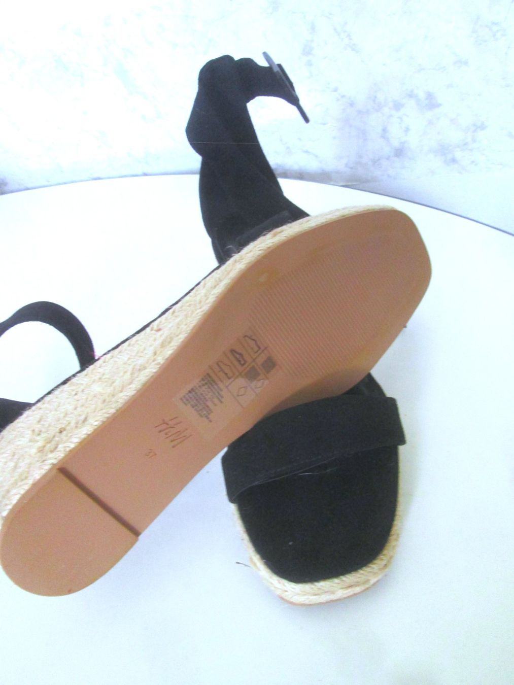 H&M Scarpe da donna: Neue Sandalen von HM, Größe 37 – Nuovo (secondo la descrizione) da Sementina venduto da babucia 2