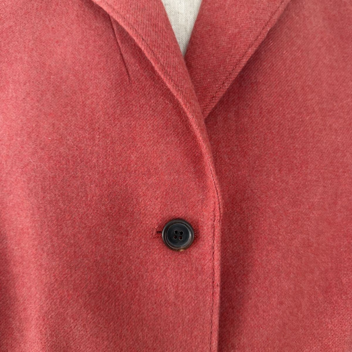 Akris Giacche: AKRIS Cashmere Jacket – Nuovo (secondo la descrizione) da Emmen venduto da Nightingale_2022 1