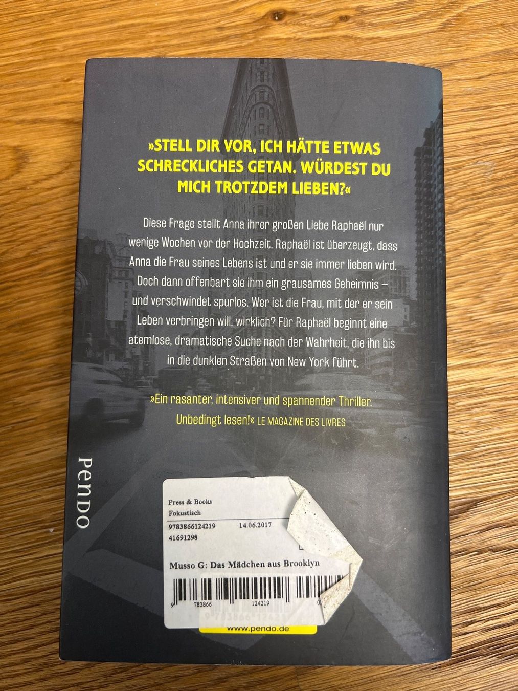 Libri: DAS MÄDCHEN AUS BROOKLYN – Usato da Gipf-Oberfrick venduto da Sonne010203 1