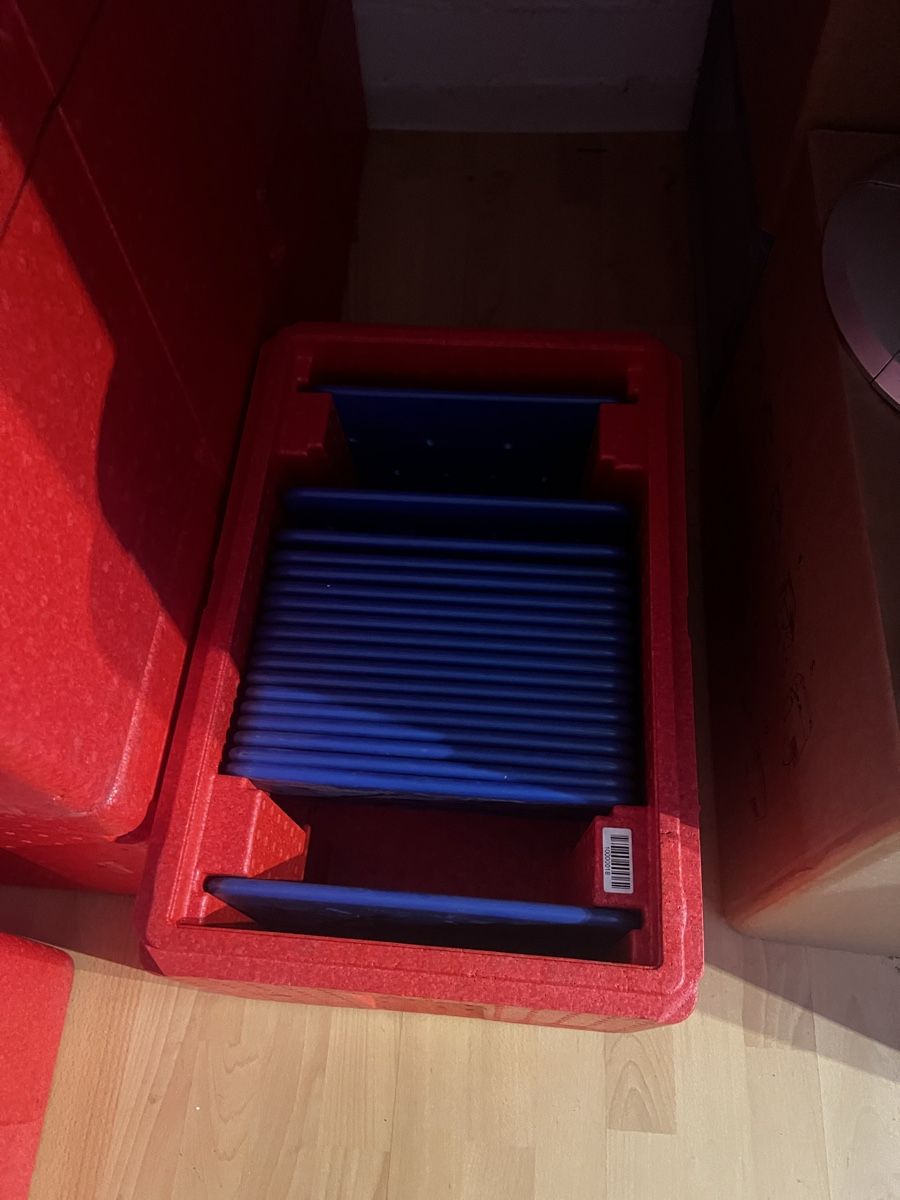 Frigoriferi & Refrigeratori: Rote Thermoboxen / Isolierboxen – Usato da Madiswil venduto da SWISS_49.B 6