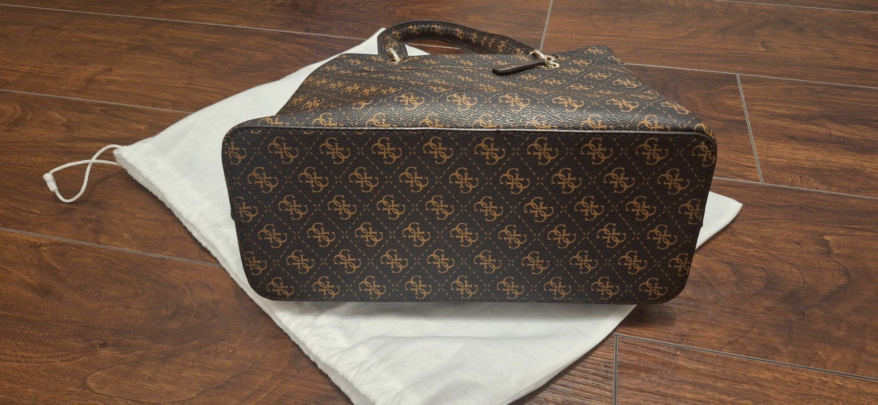 Guess Borse: Guess Handtasche in Dunkelbraun – Nuovo (secondo la descrizione) da Eschenbach SG venduto da uriujato 3