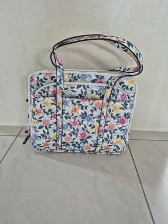 Handtasche Parfois mit Blumenmuster Mehrfachfächer Set Neu