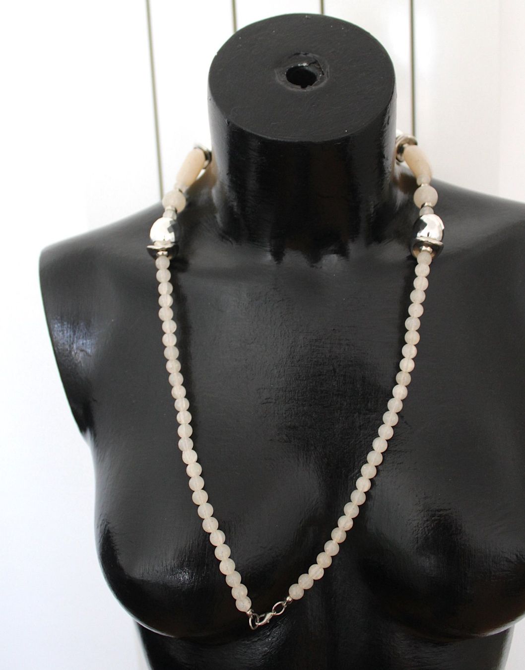 Ketten: Modeschmuck Kette, Länge ca. 37 cm – Gebraucht aus Locarno von madame-tus-sauds 5