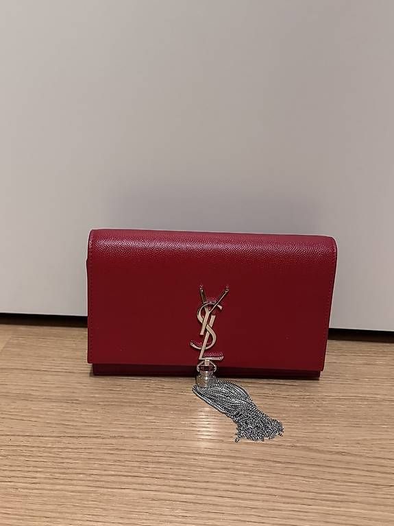 Borse da donna: YSL clutch – Usato da Dino venduto da Giorgia.vollmeier 2