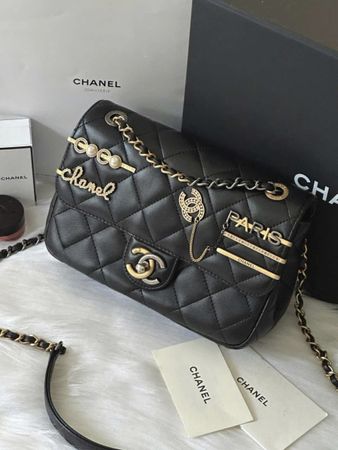 Sac Chanel classique avec charme