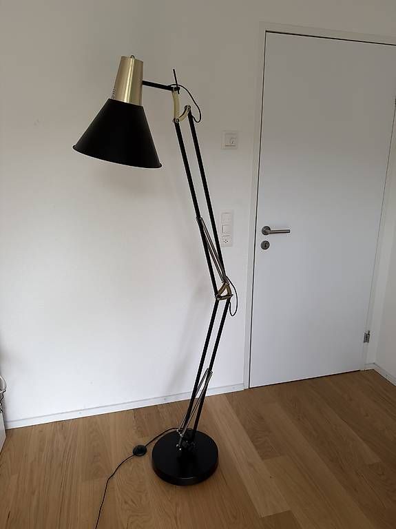 Lampade: Schwarz-Gold Stehlampe – Usato da Richterswil venduto da ski_7ffp 1