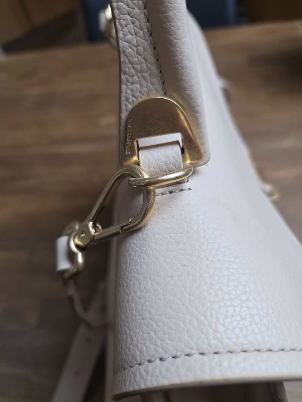 Coccinelle Borse da donna: COCCINELLE Handtasche Leder beige – Usato da Mühlethal venduto da bididas 3
