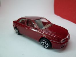 10.--  Alfa Romeo 156  - burago sehr alt  %% Ausverkauf %%