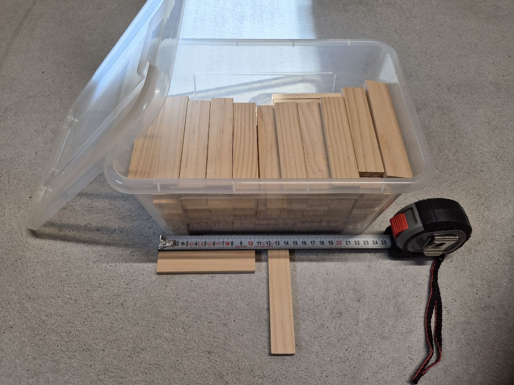 Giocattoli: Holzbausteine inkl. Box – Usato da Melchnau venduto da Rhabarber_98 1