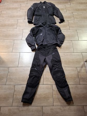 iXS und RICHA Motorradbekleidung Set Grösse M