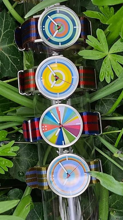Orologi: Farbenfrohes CONCENTRIC UHREN Unikat #56 – Usato da Basel venduto da Subwave 3
