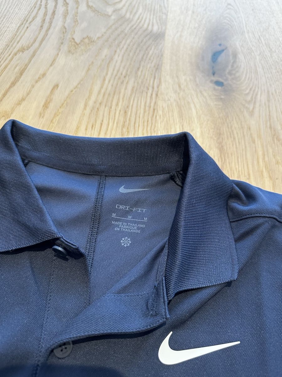 Nike Polo-Shirts: Nike Golf Polo, Grösse M – Gebraucht aus Wünnewil von rog_8dx7 1