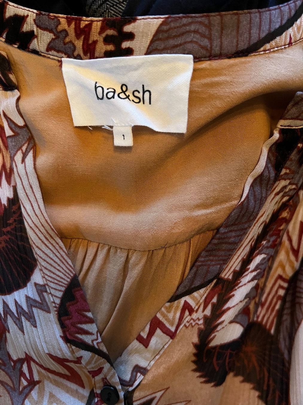 Ba&Sh Kleider: Bash Kleid size 1 – Gebraucht aus Münchenstein von ArleneLM 3