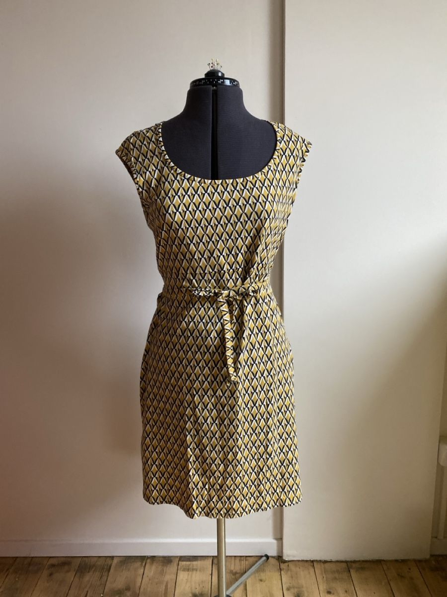 Robes: Sonmerkleid gemustert – D'occasion à Basel par Rosa_97
