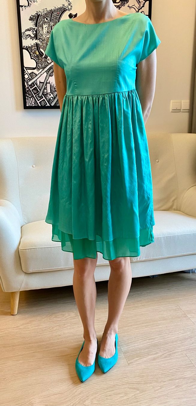 Vestiti: Seidenkleid (massgeschneidert) – Usato da Zug venduto da MOrg01