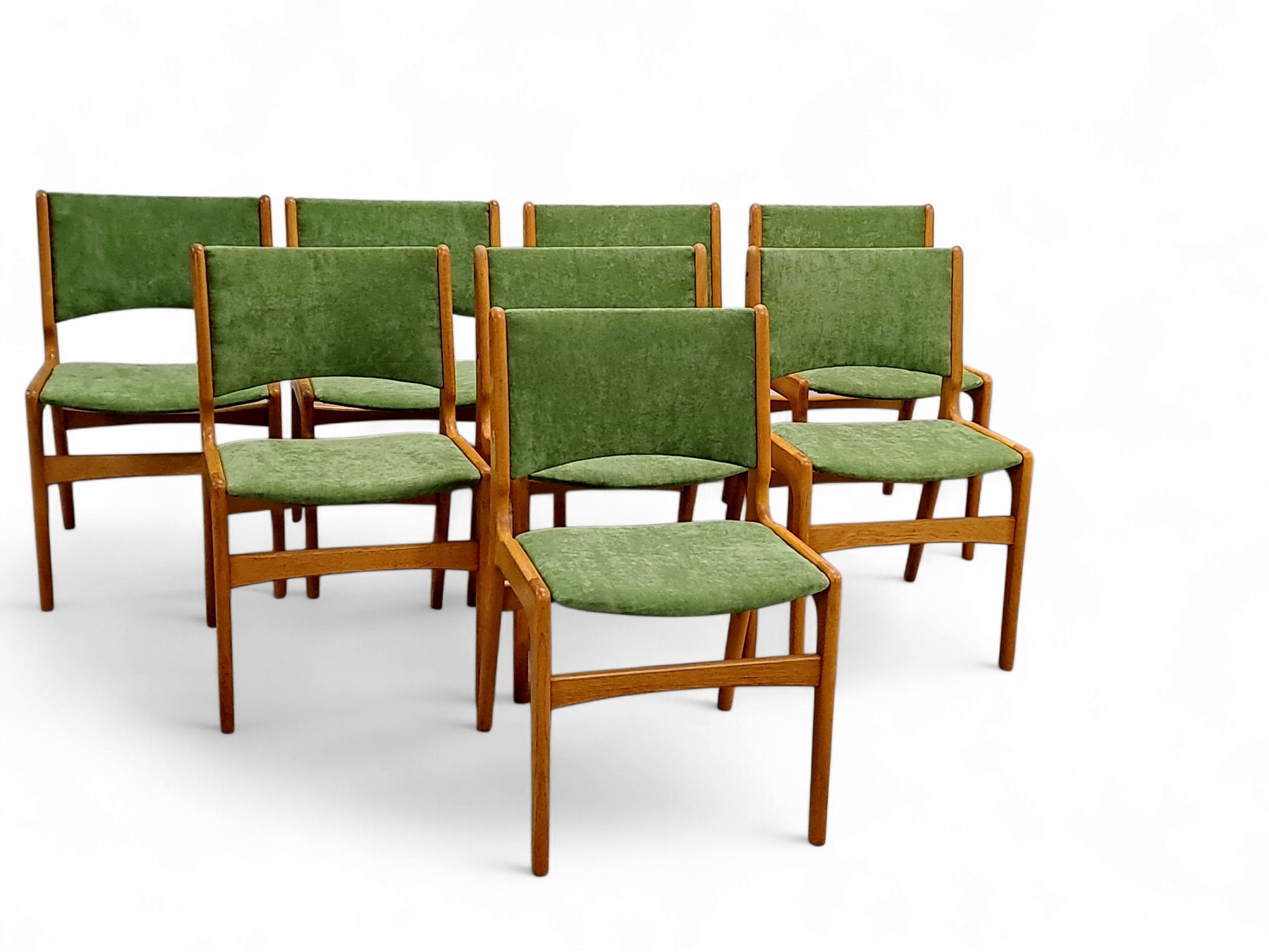 Sedie: 8 chaises danoises vintage design E. Buch 1960 – Usato da Le Grand-Saconnex venduto da danmarin